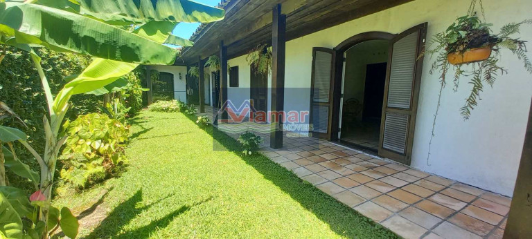 Imagem Casa com 3 Quartos à Venda, 202 m² em Jardim Virgínia - Guarujá Imagem Casa com 3 Quartos à Venda, 202 m² em Jardim Virgínia - Guarujá
