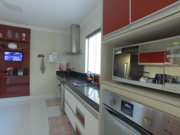 Imagem Imóvel com 4 Quartos à Venda, 350 m² em Taguatinga Norte (taguatinga) - Brasília Imagem Imóvel com 4 Quartos à Venda, 350 m² em Taguatinga Norte (taguatinga) - Brasília