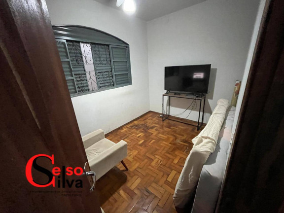 Imagem Casa com 3 Quartos à Venda, 360 m² em Maringá Imagem Casa com 3 Quartos à Venda, 360 m² em Maringá