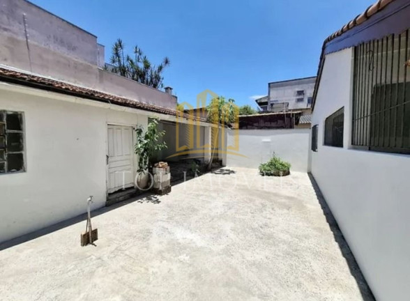 Imagem Casa com 3 Quartos à Venda, 298 m² em Centro - Jacareí Imagem Casa com 3 Quartos à Venda, 298 m² em Centro - Jacareí