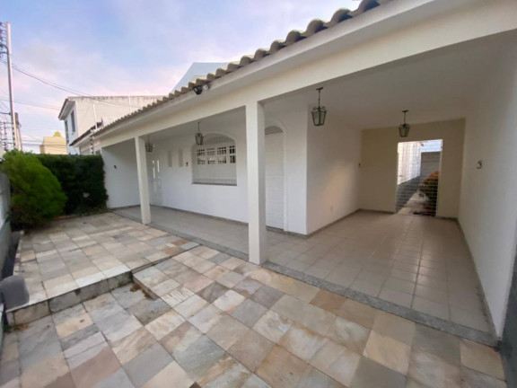 Imagem Casa com 4 Quartos à Venda, 300 m² em Farolândia - Aracaju Imagem Casa com 4 Quartos à Venda, 300 m² em Farolândia - Aracaju
