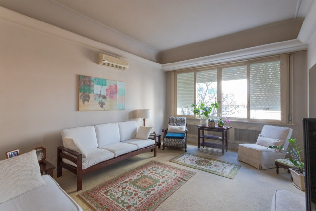 Imagem Apartamento com 3 Quartos à Venda, 231 m² em Moinhos De Vento - Porto Alegre Imagem Apartamento com 3 Quartos à Venda, 231 m² em Moinhos De Vento - Porto Alegre