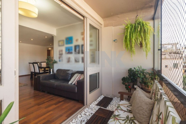 Imagem Apartamento com 3 Quartos à Venda, 110 m² em Moinhos De Vento - Porto Alegre
