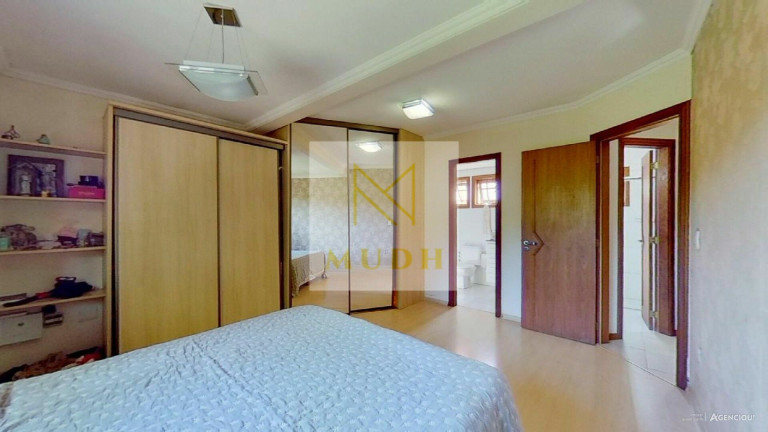 Imagem Casa com 3 Quartos à Venda, 214 m² em Tristeza - Porto Alegre Imagem Casa com 3 Quartos à Venda, 214 m² em Tristeza - Porto Alegre