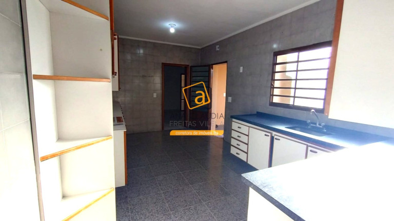 Imagem Casa com 3 Quartos para Alugar,  em Centro - Itu