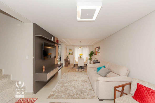 Sobrado com 3 Quartos à Venda, 118 m² em Santa Cândida - Curitiba