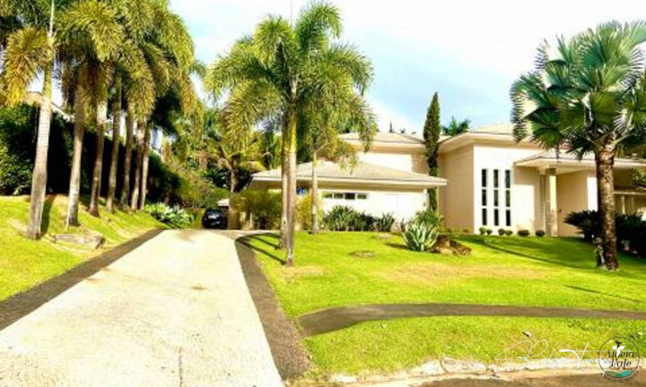 Casa de Condomínio com 4 Quartos à Venda, 468 m² em Residencial Aldeia Do Vale - Goiânia