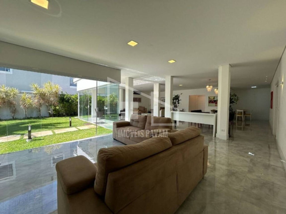 Imagem Casa com 7 Quartos para Temporada, 2.000 m² em Jardim Acapulco - Guarujá Imagem Casa com 7 Quartos para Temporada, 2.000 m² em Jardim Acapulco - Guarujá