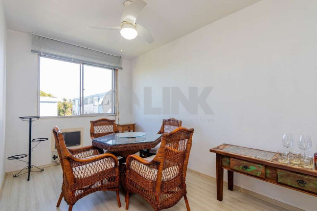 Imagem Apartamento com 3 Quartos à Venda, 65 m² em Santo Antônio - Porto Alegre