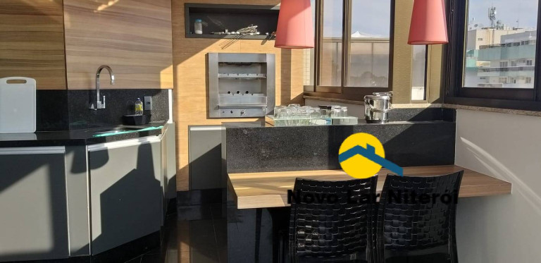 Imagem Apartamento com 4 Quartos à Venda, 280 m² em Icaraí - Niterói