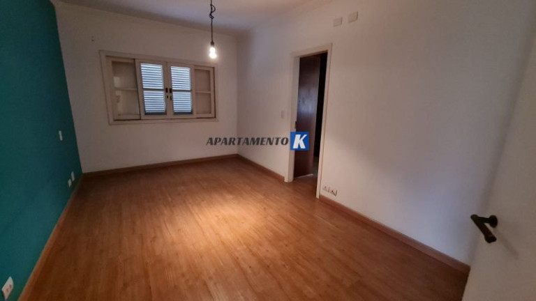 Imagem Imóvel com 4 Quartos à Venda, 340 m² em Alphaville - Santana De Parnaíba Imagem Imóvel com 4 Quartos à Venda, 340 m² em Alphaville - Santana De Parnaíba