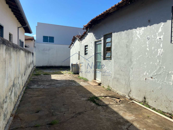 Imagem Casa com 3 Quartos à Venda, 294 m² em Vila Santa Terezinha - Pirassununga Imagem Casa com 3 Quartos à Venda, 294 m² em Vila Santa Terezinha - Pirassununga