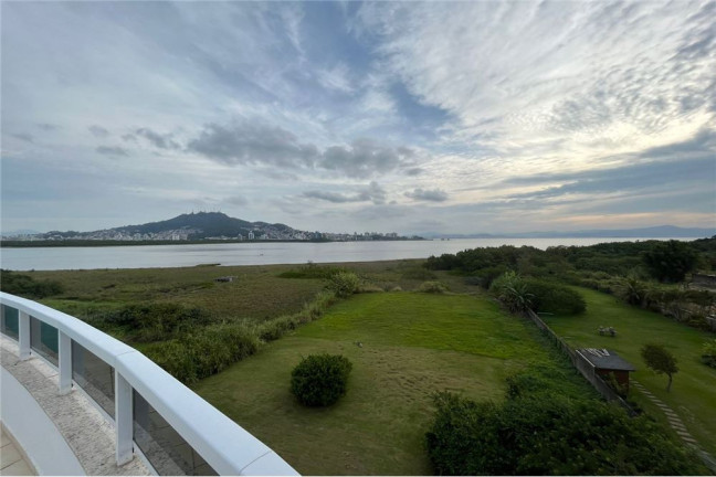 Imagem Imóvel com 2 Quartos à Venda, em João Paulo - Florianópolis Imagem Imóvel com 2 Quartos à Venda, em João Paulo - Florianópolis