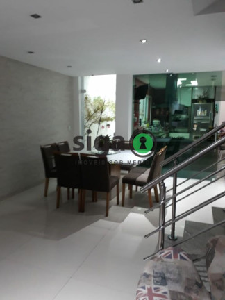 Imagem Casa com 3 Quartos à Venda, 240 m² em Penha - São Paulo Imagem Casa com 3 Quartos à Venda, 240 m² em Penha - São Paulo