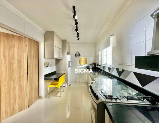 Imagem Casa com 6 Quartos à Venda, 350 m² em Jardim Astúrias - Guarujá Imagem Casa com 6 Quartos à Venda, 350 m² em Jardim Astúrias - Guarujá