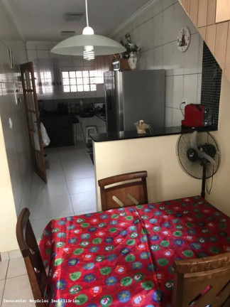 Imagem Casa com 4 Quartos à Venda, 50 m² em Meier - Rio De Janeiro Imagem Casa com 4 Quartos à Venda, 50 m² em Meier - Rio De Janeiro