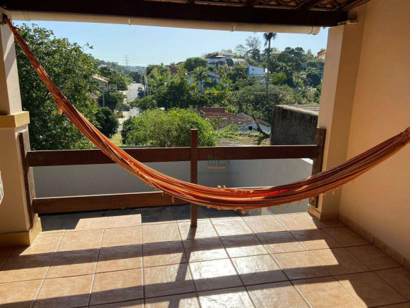 Imagem Casa com 3 Quartos à Venda, 350 m² em Mata Paca - Niterói Imagem Casa com 3 Quartos à Venda, 350 m² em Mata Paca - Niterói