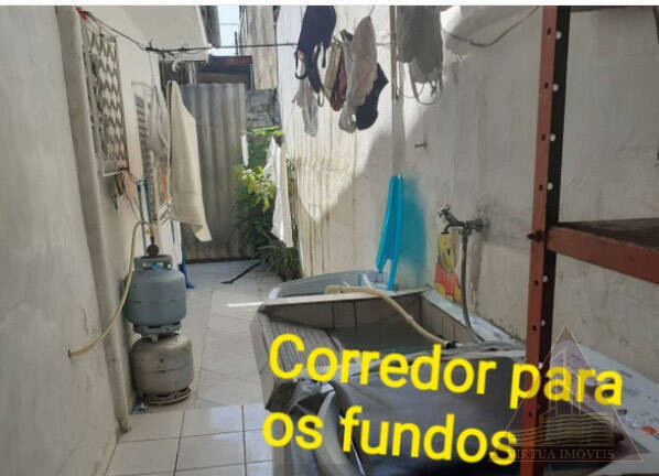 Imagem Casa com 2 Quartos à Venda, 60 m² em Castelo - Santos