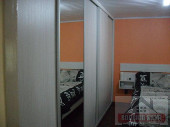 Imagem Casa com 3 Quartos à Venda, em Parque Dos Maias - Porto Alegre Imagem Casa com 3 Quartos à Venda, em Parque Dos Maias - Porto Alegre