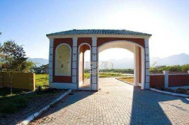 Imagem Terreno à Venda, 401 m² em Pântano Do Sul - Florianópolis Imagem Terreno à Venda, 401 m² em Pântano Do Sul - Florianópolis