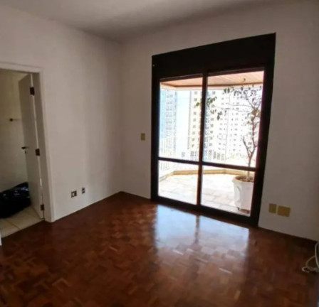 Imagem Imóvel com 3 Quartos à Venda, 177 m² em Moema - São Paulo