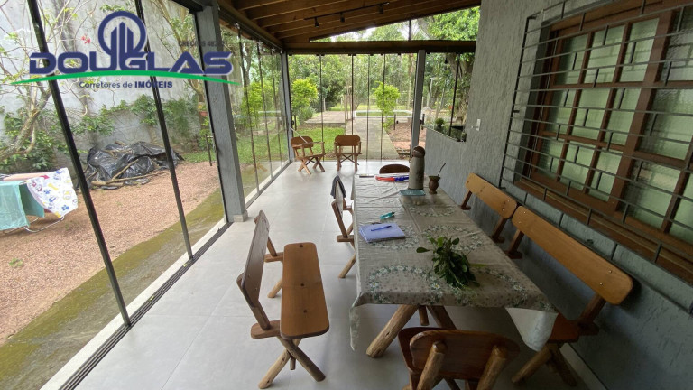 Imagem Casa com 3 Quartos à Venda, 1.200 m² em Viamão
