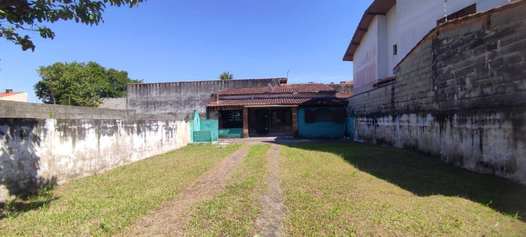 Imagem Casa com 2 Quartos à Venda, 360 m² em Cidade Nova Peruíbe - Peruíbe Imagem Casa com 2 Quartos à Venda, 360 m² em Cidade Nova Peruíbe - Peruíbe