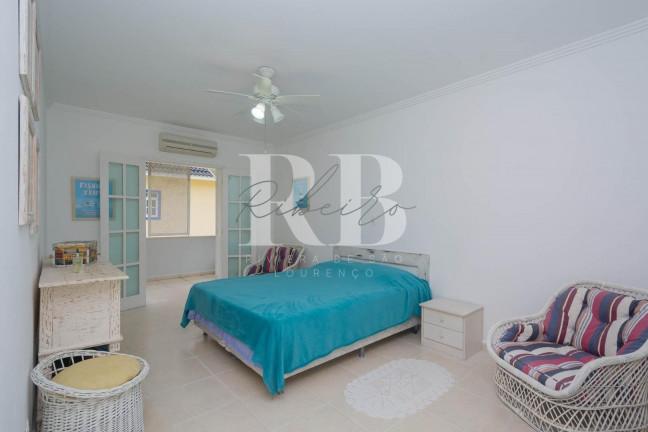Imagem Imóvel com 4 Quartos à Venda, em Riviera - Bertioga Imagem Imóvel com 4 Quartos à Venda, em Riviera - Bertioga