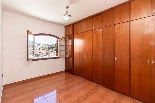 Imagem Casa com 4 Quartos à Venda, 209 m² em Interlagos - São Paulo Imagem Casa com 4 Quartos à Venda, 209 m² em Interlagos - São Paulo