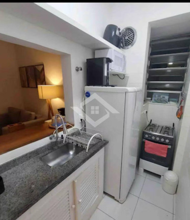 Imagem Apartamento com 1 Quarto à Venda, 40 m² em Leblon - Rio De Janeiro Imagem Apartamento com 1 Quarto à Venda, 40 m² em Leblon - Rio De Janeiro