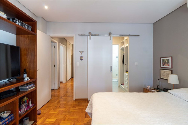 Imagem Imóvel com 3 Quartos à Venda, em Jardim Paulista - São Paulo Imagem Imóvel com 3 Quartos à Venda, em Jardim Paulista - São Paulo