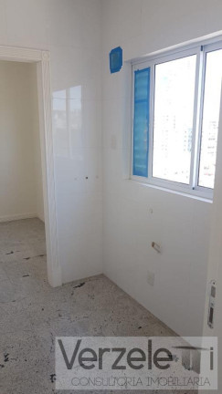 Imagem Apartamento com 3 Quartos à Venda, 151 m² em Centro - Balneário Camboriú Imagem Apartamento com 3 Quartos à Venda, 151 m² em Centro - Balneário Camboriú