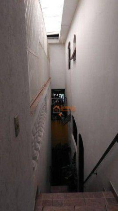 Imagem Sobrado com 6 Quartos à Venda, 200 m² em Jardim Da Mamãe - Guarulhos Imagem Sobrado com 6 Quartos à Venda, 200 m² em Jardim Da Mamãe - Guarulhos