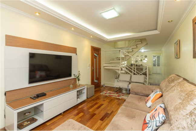 Imagem Casa com 3 Quartos à Venda, em Parque Renato Maia - Guarulhos Imagem Casa com 3 Quartos à Venda, em Parque Renato Maia - Guarulhos