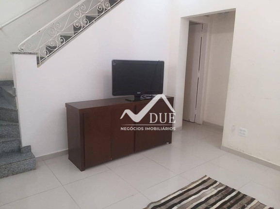Imagem Casa com 3 Quartos à Venda, 161 m² em Boqueirão - Santos