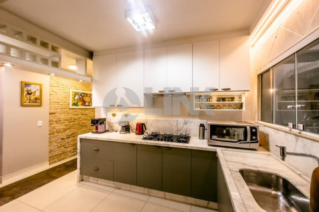 Imagem Apartamento com 2 Quartos à Venda, 100 m² em Rio Branco - Porto Alegre Imagem Apartamento com 2 Quartos à Venda, 100 m² em Rio Branco - Porto Alegre