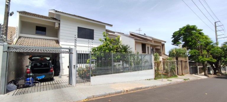 Imagem Casa com 3 Quartos à Venda, 261 m² em Jardim Ipanema - Maringa Imagem Casa com 3 Quartos à Venda, 261 m² em Jardim Ipanema - Maringa