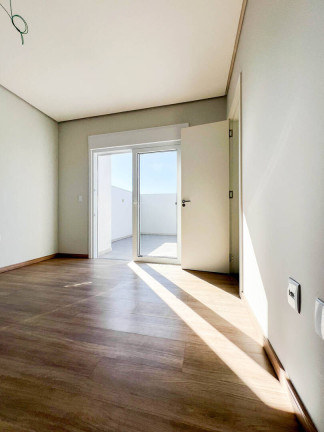 Imagem Sobrado com 3 Quartos à Venda, 220 m² em Estância Velha - Canoas Imagem Sobrado com 3 Quartos à Venda, 220 m² em Estância Velha - Canoas