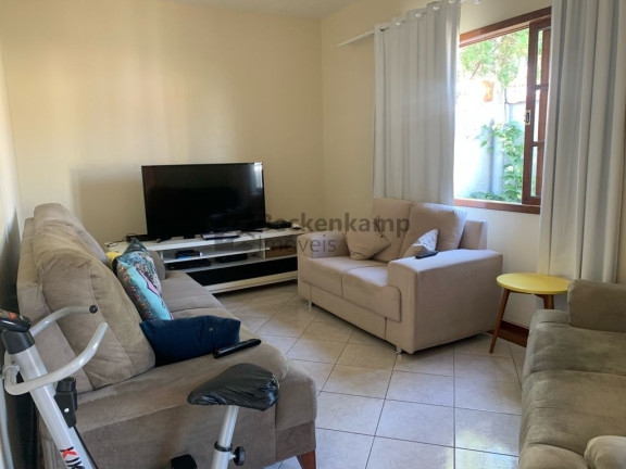 Imagem Casa com 3 Quartos à Venda, 265 m² em Jardim Belvedere - Volta Redonda Imagem Casa com 3 Quartos à Venda, 265 m² em Jardim Belvedere - Volta Redonda