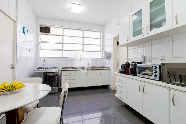 Imagem Apartamento com 3 Quartos à Venda, 141 m² em Higienópolis - São Paulo Imagem Apartamento com 3 Quartos à Venda, 141 m² em Higienópolis - São Paulo