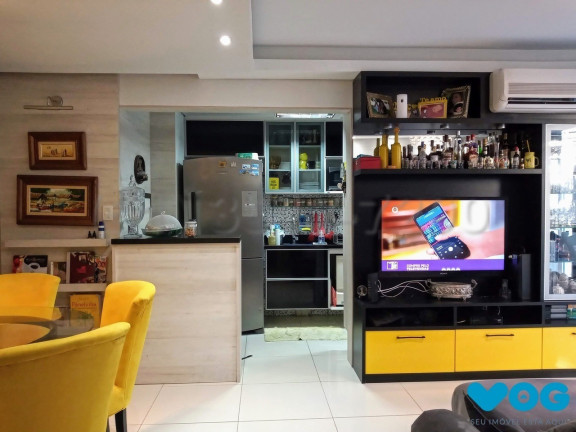 Imagem Imóvel com 3 Quartos à Venda, 73 m² em Jardim Sabará - Porto Alegre Imagem Imóvel com 3 Quartos à Venda, 73 m² em Jardim Sabará - Porto Alegre