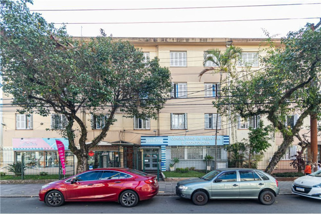 Imagem Apartamento com 3 Quartos à Venda, 81 m² em Menino Deus - Porto Alegre Imagem Apartamento com 3 Quartos à Venda, 81 m² em Menino Deus - Porto Alegre