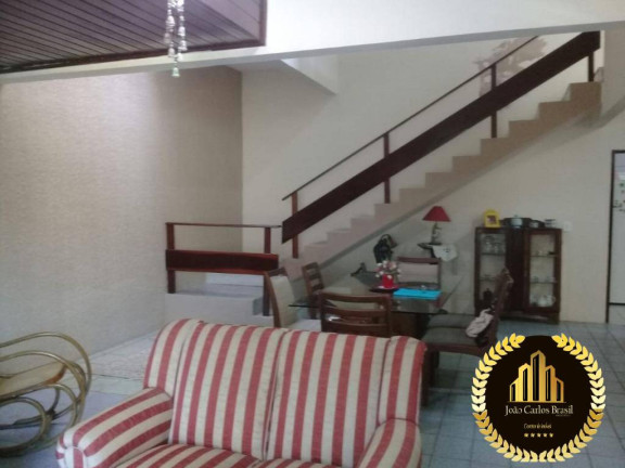 Imagem Casa com 3 Quartos à Venda, 375 m² em Sapiranga - Fortaleza