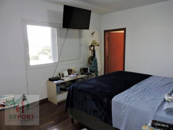 Imagem Casa de Condomínio com 4 Quartos à Venda, 401 m² em Golf Village - Carapicuíba Imagem Casa de Condomínio com 4 Quartos à Venda, 401 m² em Golf Village - Carapicuíba