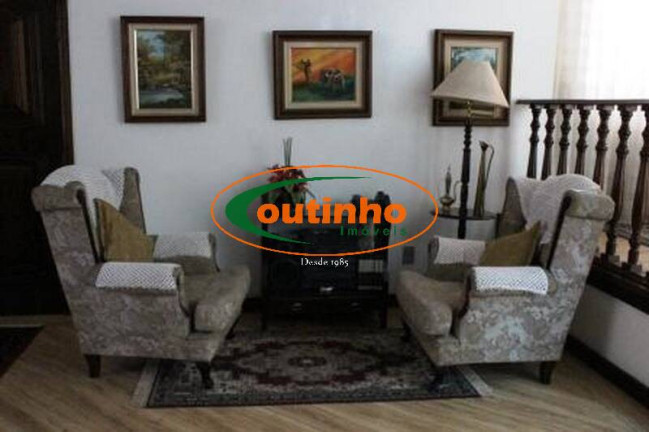 Imagem Casa com 3 Quartos à Venda, 380 m² em Maracanã - Rio De Janeiro Imagem Casa com 3 Quartos à Venda, 380 m² em Maracanã - Rio De Janeiro