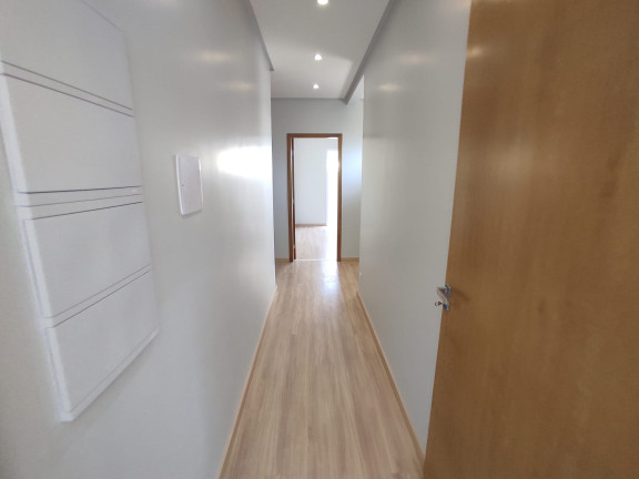 Imagem Imóvel com 
            	3             Quartos à Venda, 169 m² em 
            	Jardins Porto             - 
            	Senador Canedo            