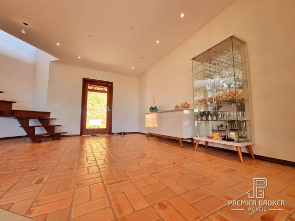 Imagem Casa com 4 Quartos à Venda, 600 m² em Quebra Frascos - Teresópolis