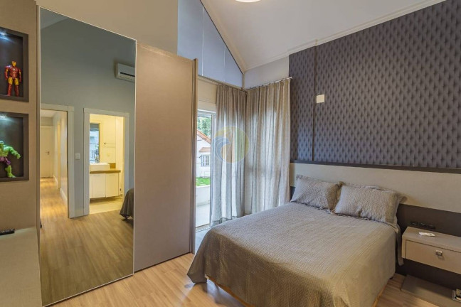 Imagem Casa com 3 Quartos à Venda, 380 m² em Camboriú Imagem Casa com 3 Quartos à Venda, 380 m² em Camboriú