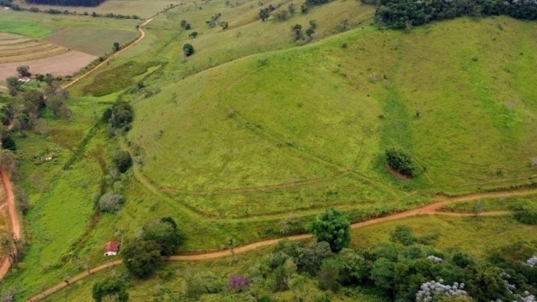 Imagem Fazenda à Venda, 159 m² em Jacaré - Santa Branca Imagem Fazenda à Venda, 159 m² em Jacaré - Santa Branca
