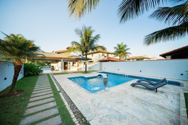 Imagem Casa com 7 Quartos à Venda, 300 m² em Morada Da Praia - Bertioga Imagem Casa com 7 Quartos à Venda, 300 m² em Morada Da Praia - Bertioga